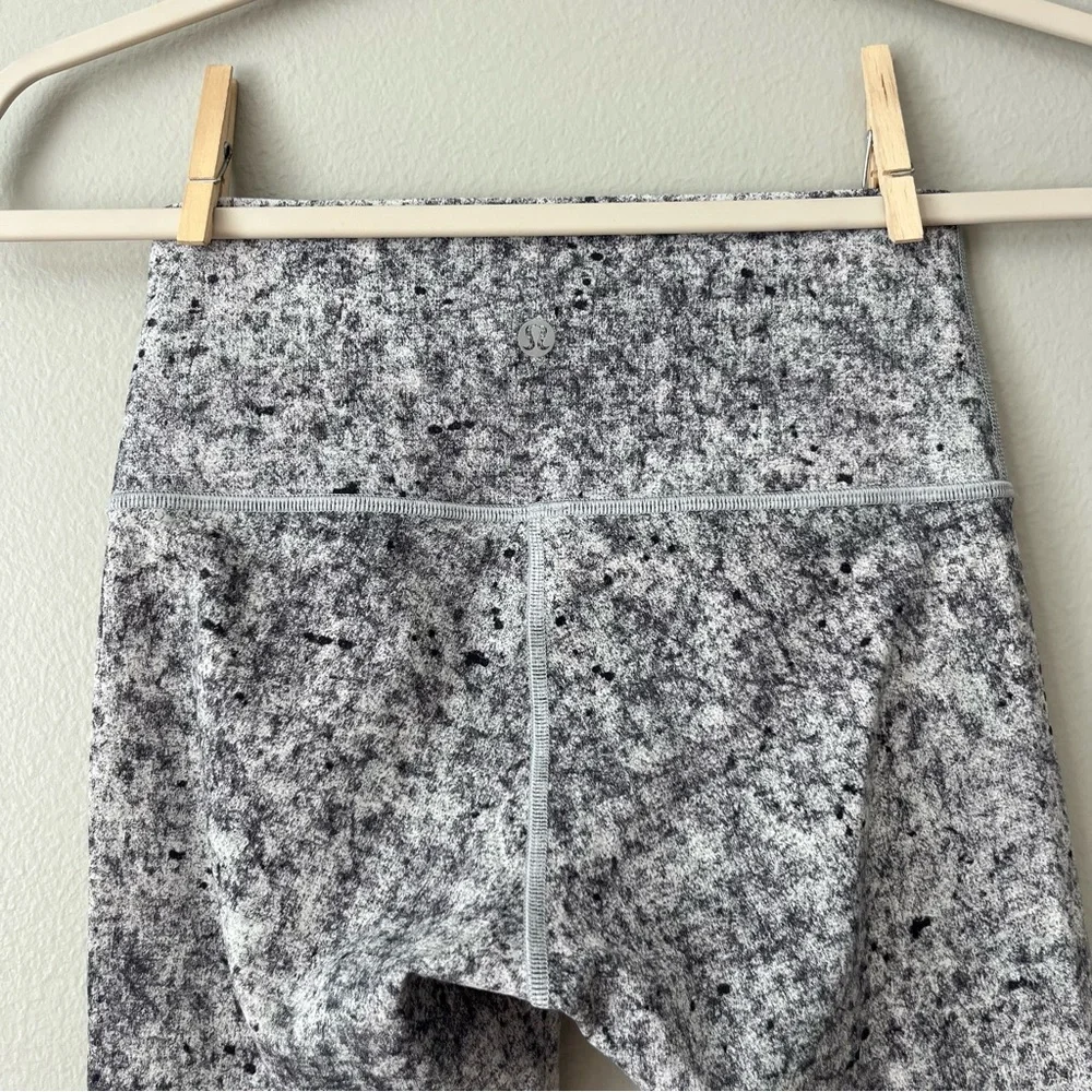 Lululemon Wunder Under HR 7/8 Tight 25” / Antiqued Alpine White Multi / SZ‎ 4